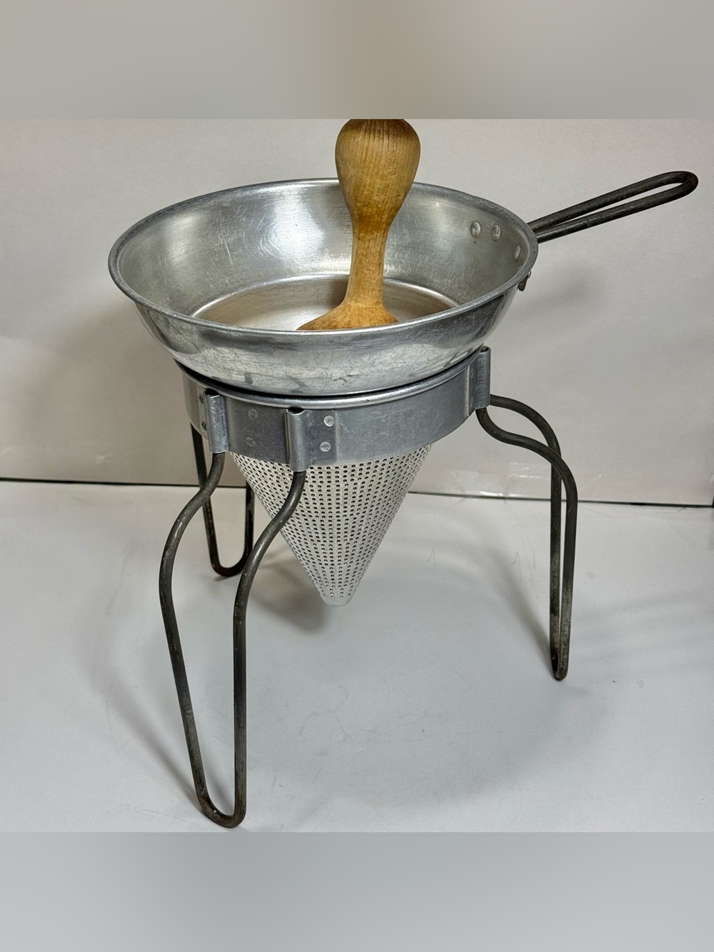 Wear-Ever Aluminum Juicer Canning Cone Strainer Sieve Stand Wood Pestle Vtg No.8